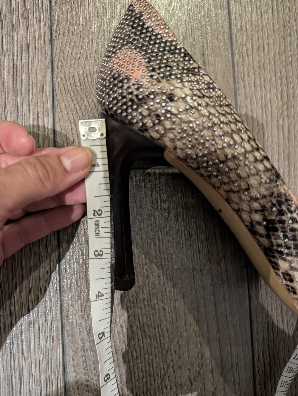 Salvatore Ferragamo Pink Snake-Print Pointed Toe Pumps - Picture 7 of 8
